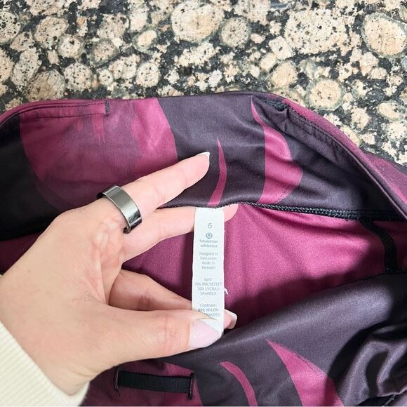 Lululemon All Sport Crop Leggings Back Spin Stroke Dashing Purple Black Size 6 - Picture 6 of 8